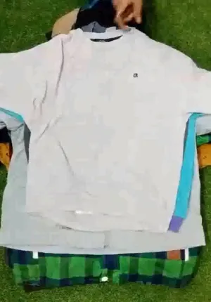 2 £ Sale - Jackets/Sweatshirt/Coats