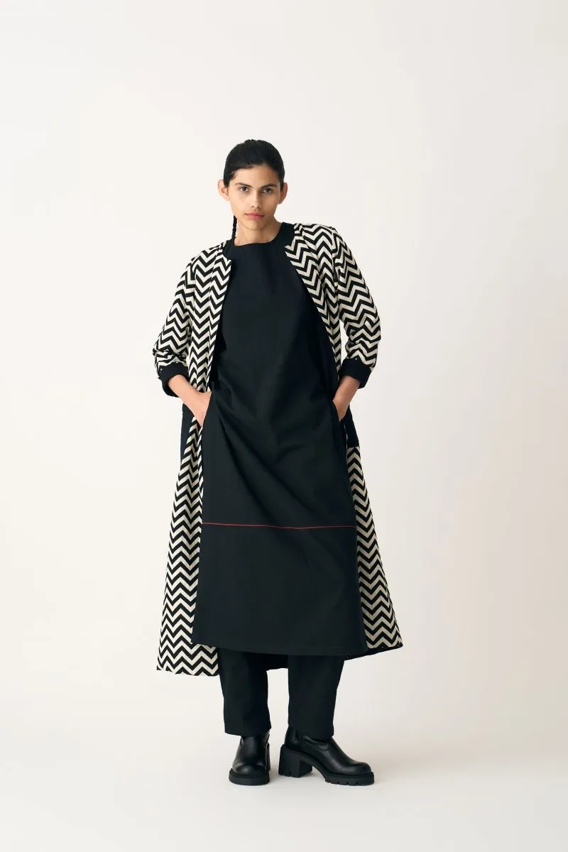 Back Pleat Chevron Jacket - Black