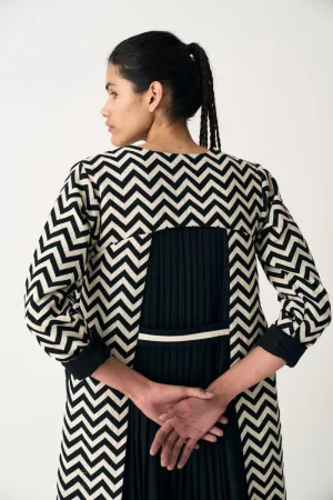 Back Pleat Chevron Jacket - Black