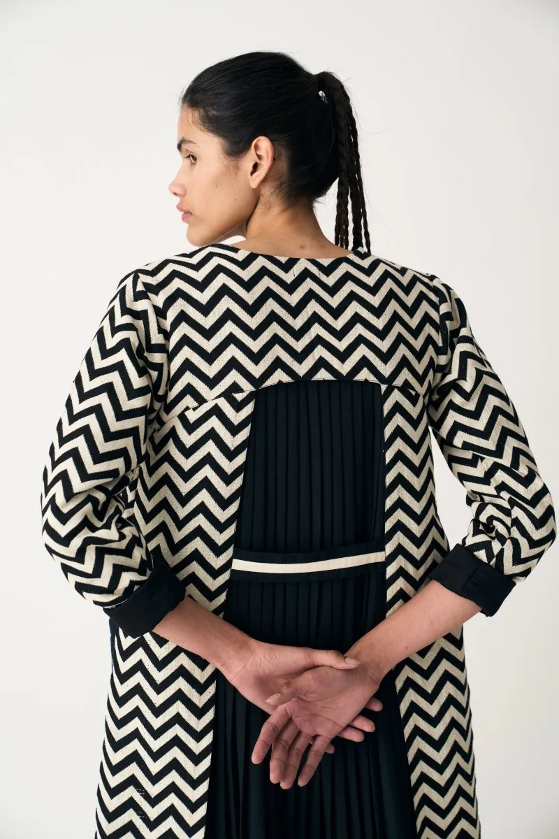 Back Pleat Chevron Jacket - Black