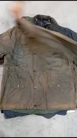 CR2367 Barbour Jackets - 21 Pieces