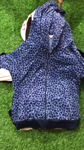 Custom handpick 9 jackets and 8 sets