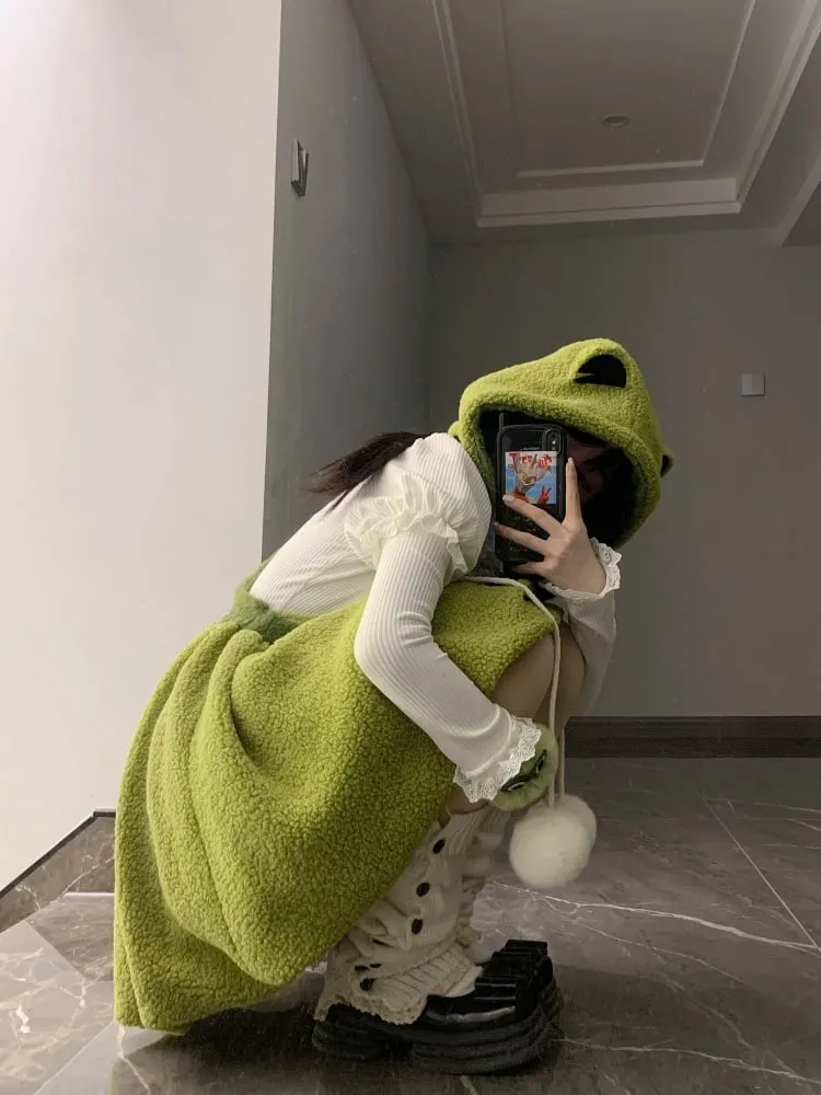 Little Frog Green  Fleece Detachable Hat