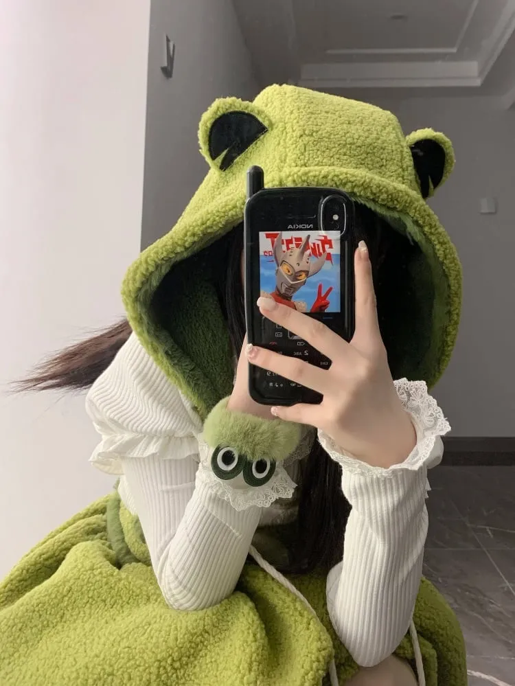 Little Frog Green  Fleece Detachable Hat