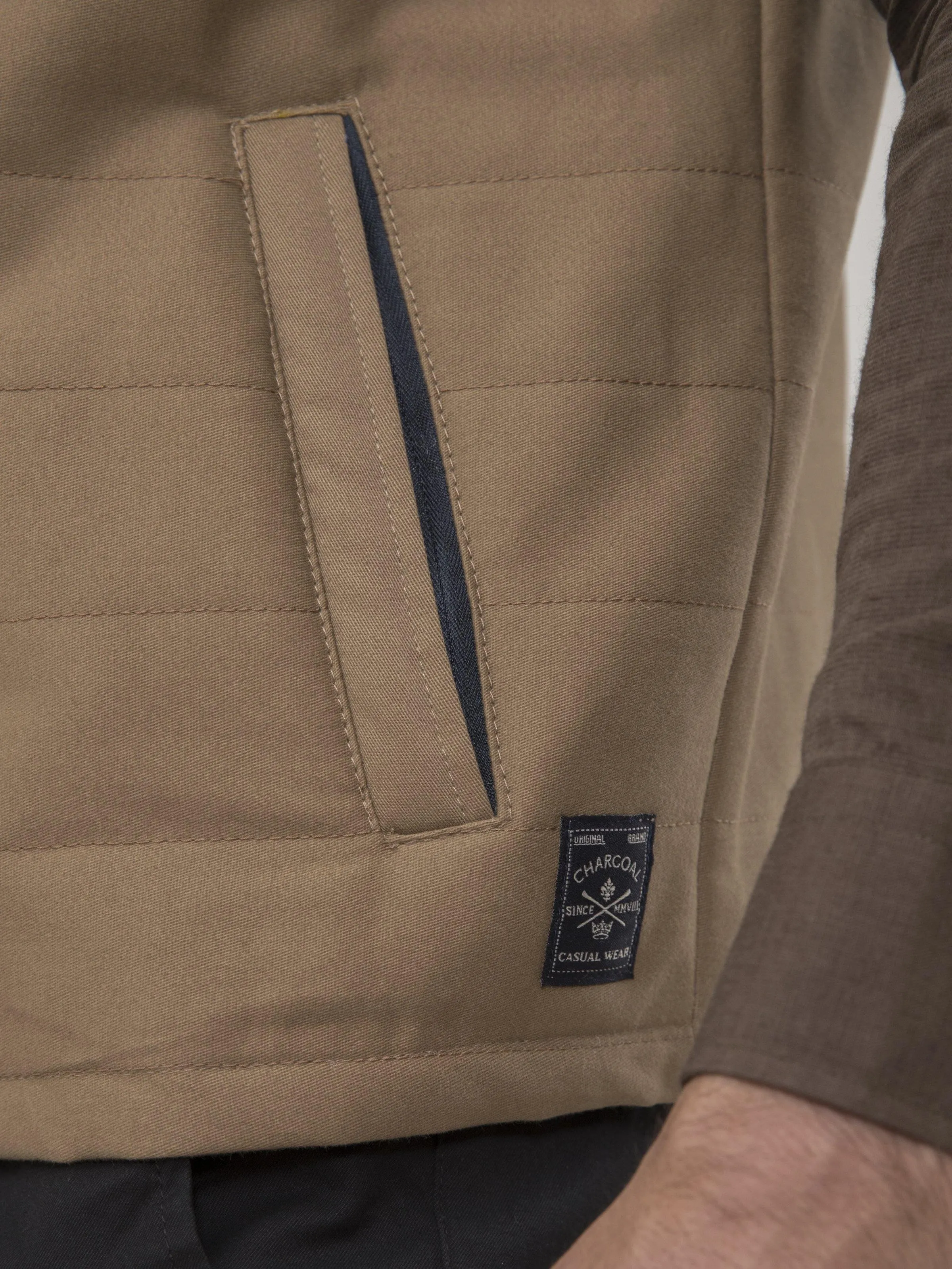 SLEEVELESS  QUILTED  DARK KHAKI JACKET